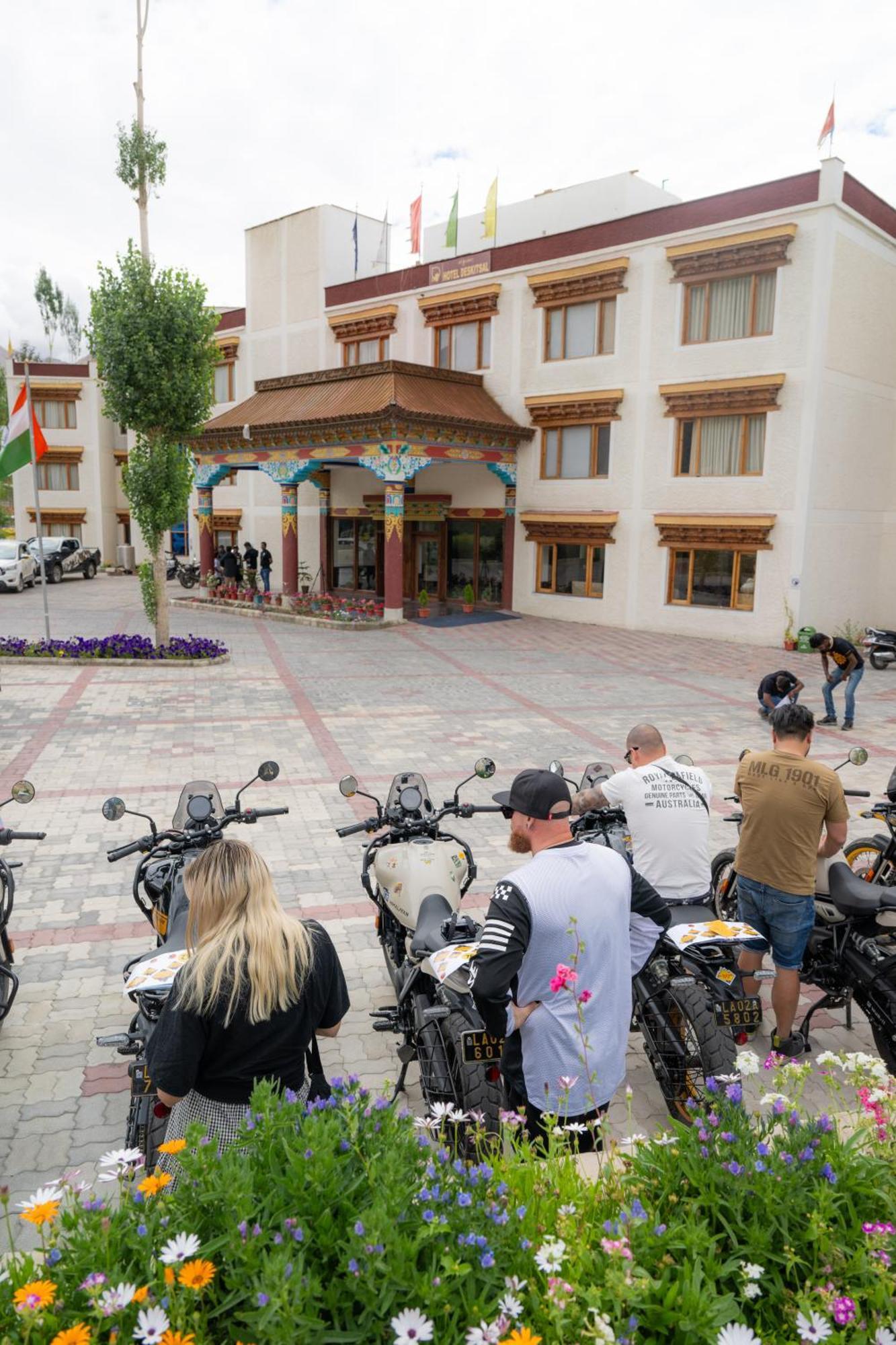 Hotel Deskitsal Leh Exterior photo